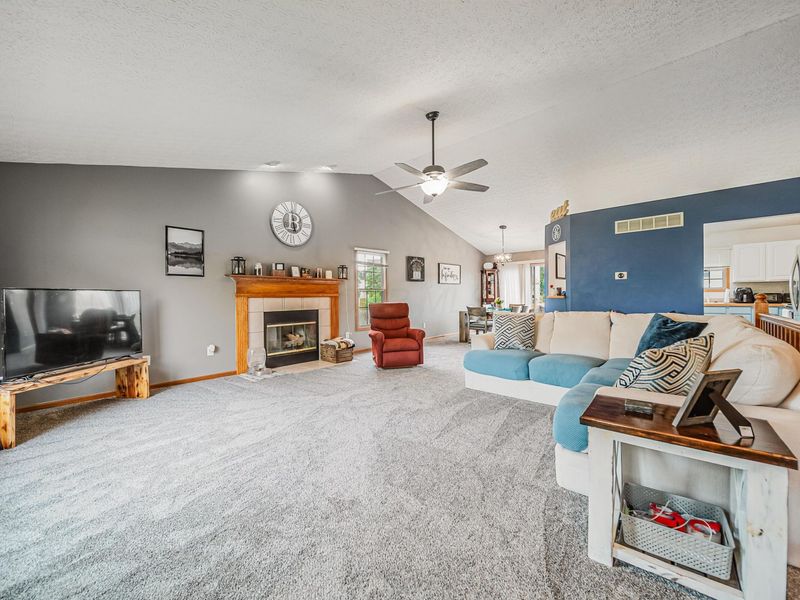 7393 Winchester Cathedral Court, Canal Winchester, OH 43110 Photo 7