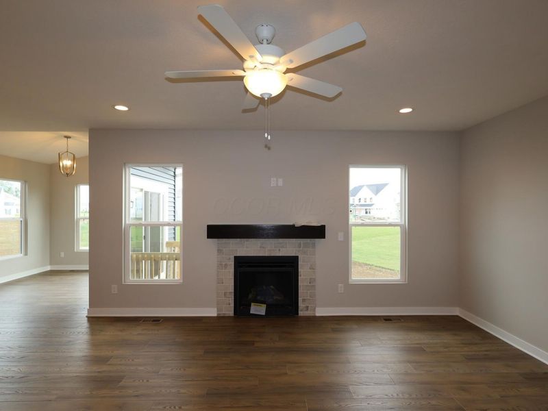 345 Royal Fern Lane, Lewis Center, OH 43035 Photo 2