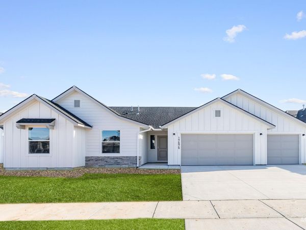 2450 W Clegane Ct, Kuna, ID 83634