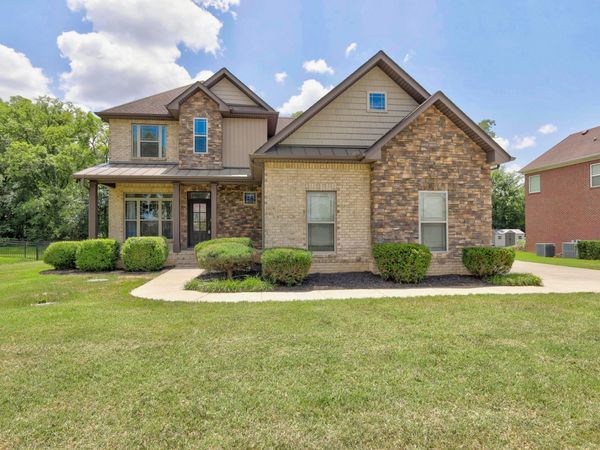 111 Tioga Ct , Murfreesboro, TN 37129