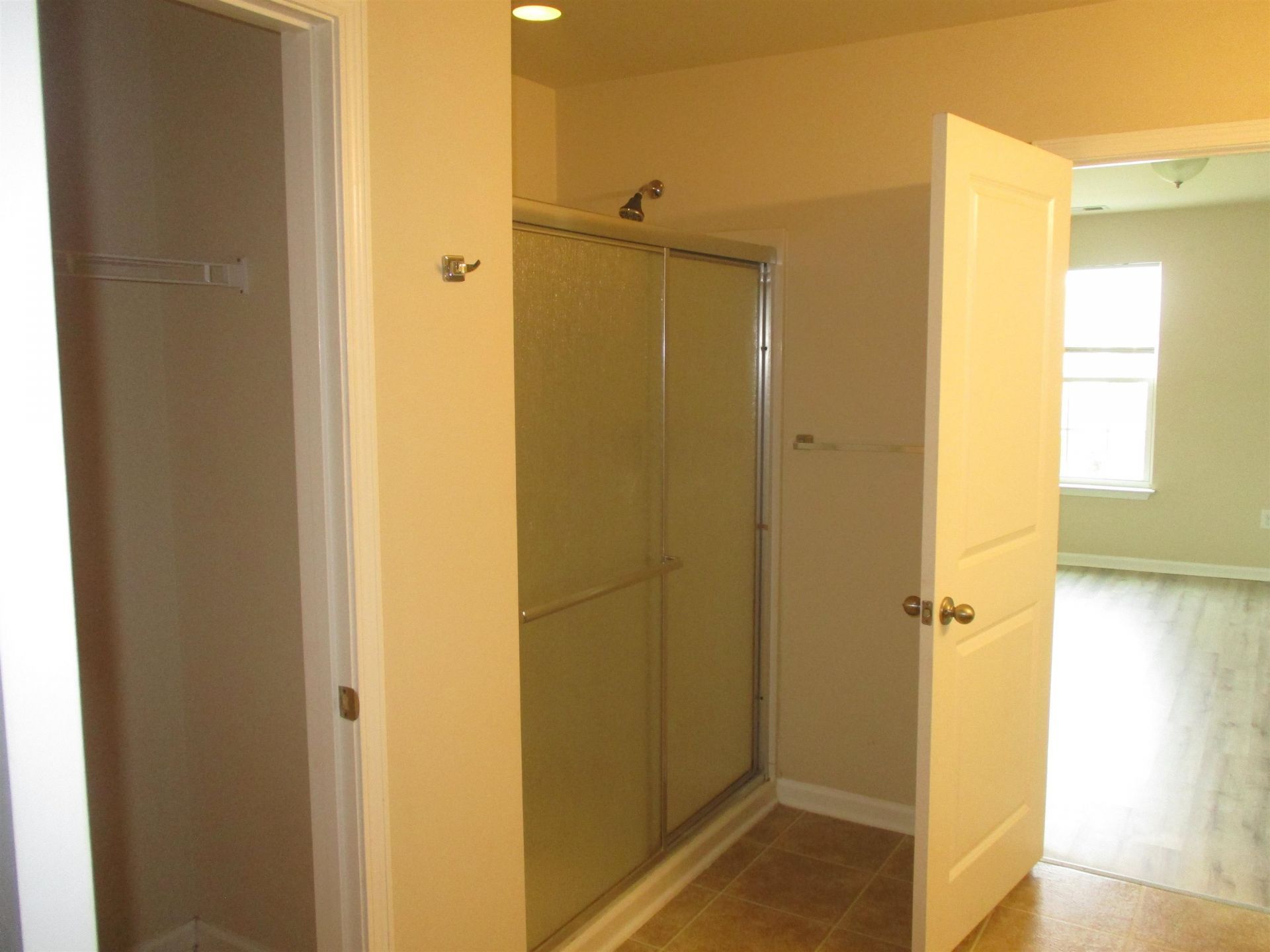 812 Hayes Point Circle Photo 15