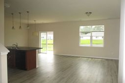 812 Hayes Point Circle photo 4