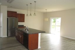 812 Hayes Point Circle photo 4