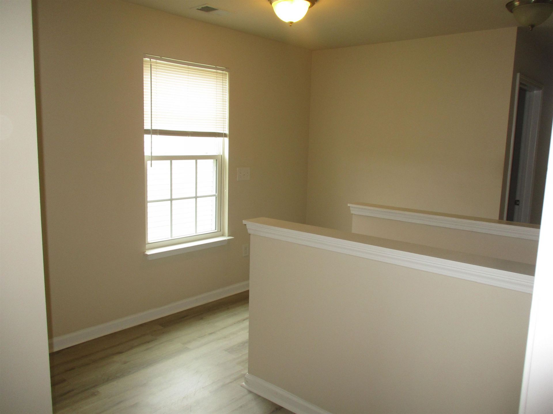 812 Hayes Point Circle Photo 9