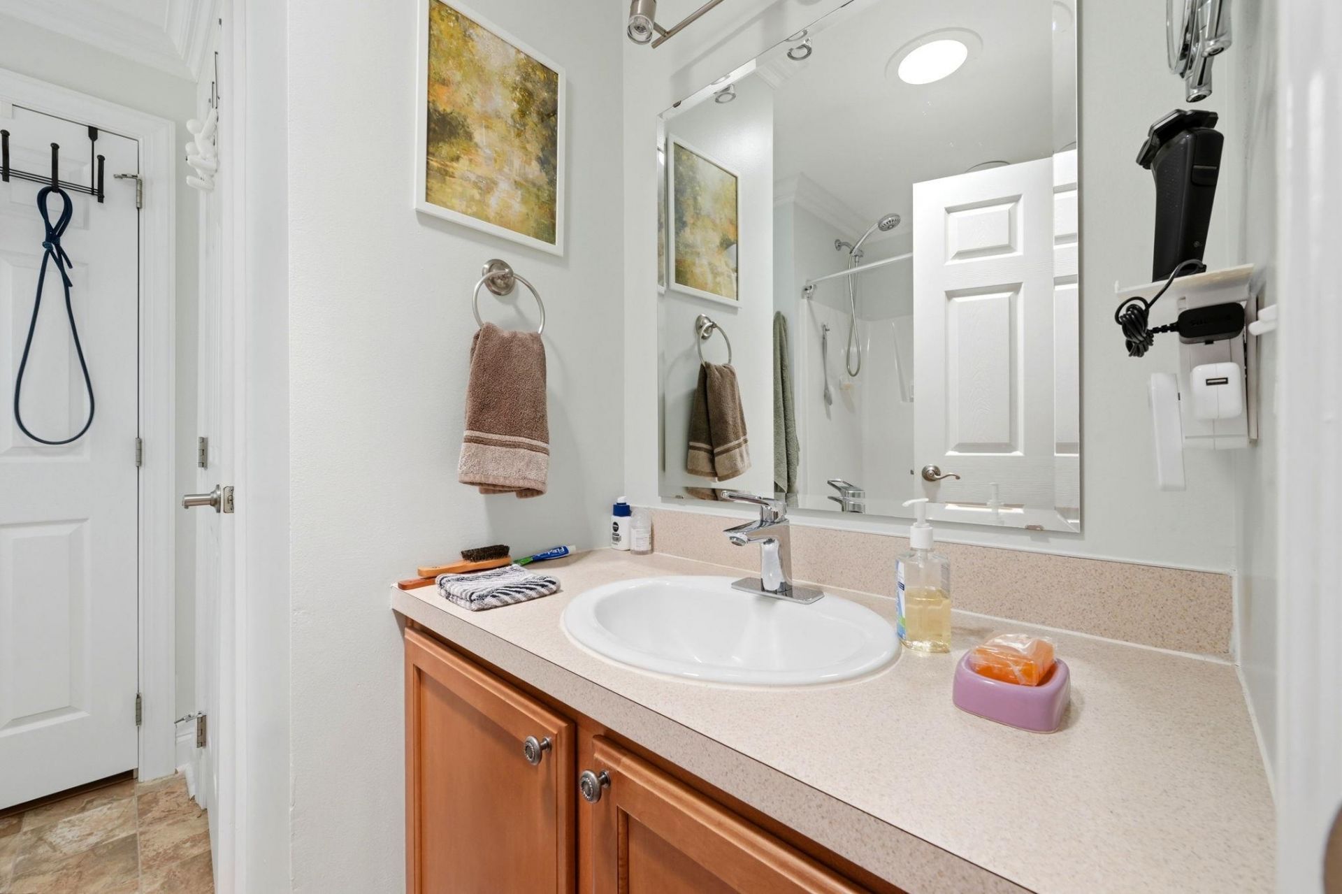 3008 Winnipeg Dr Photo 27