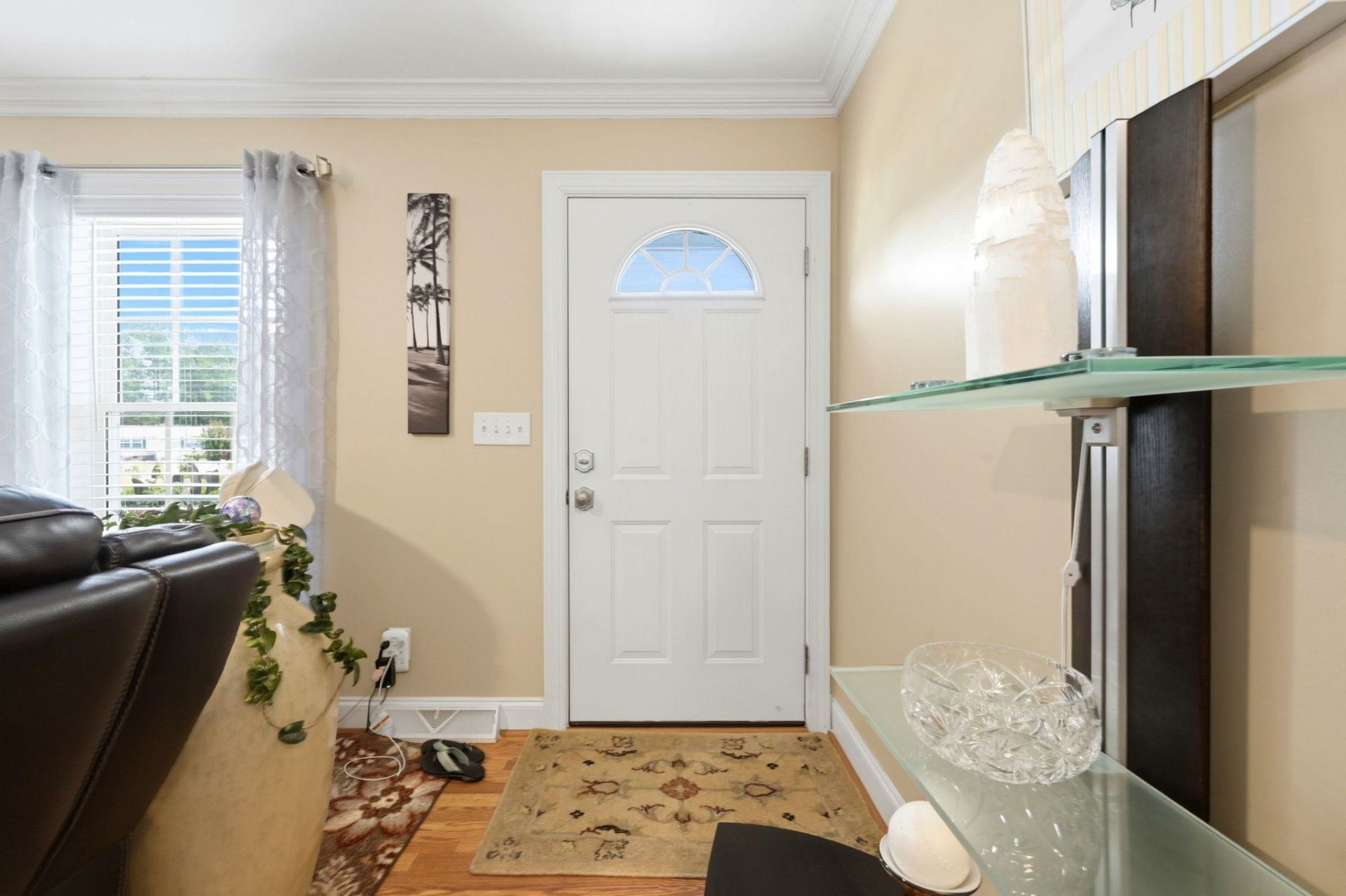 3008 Winnipeg Dr Photo 6