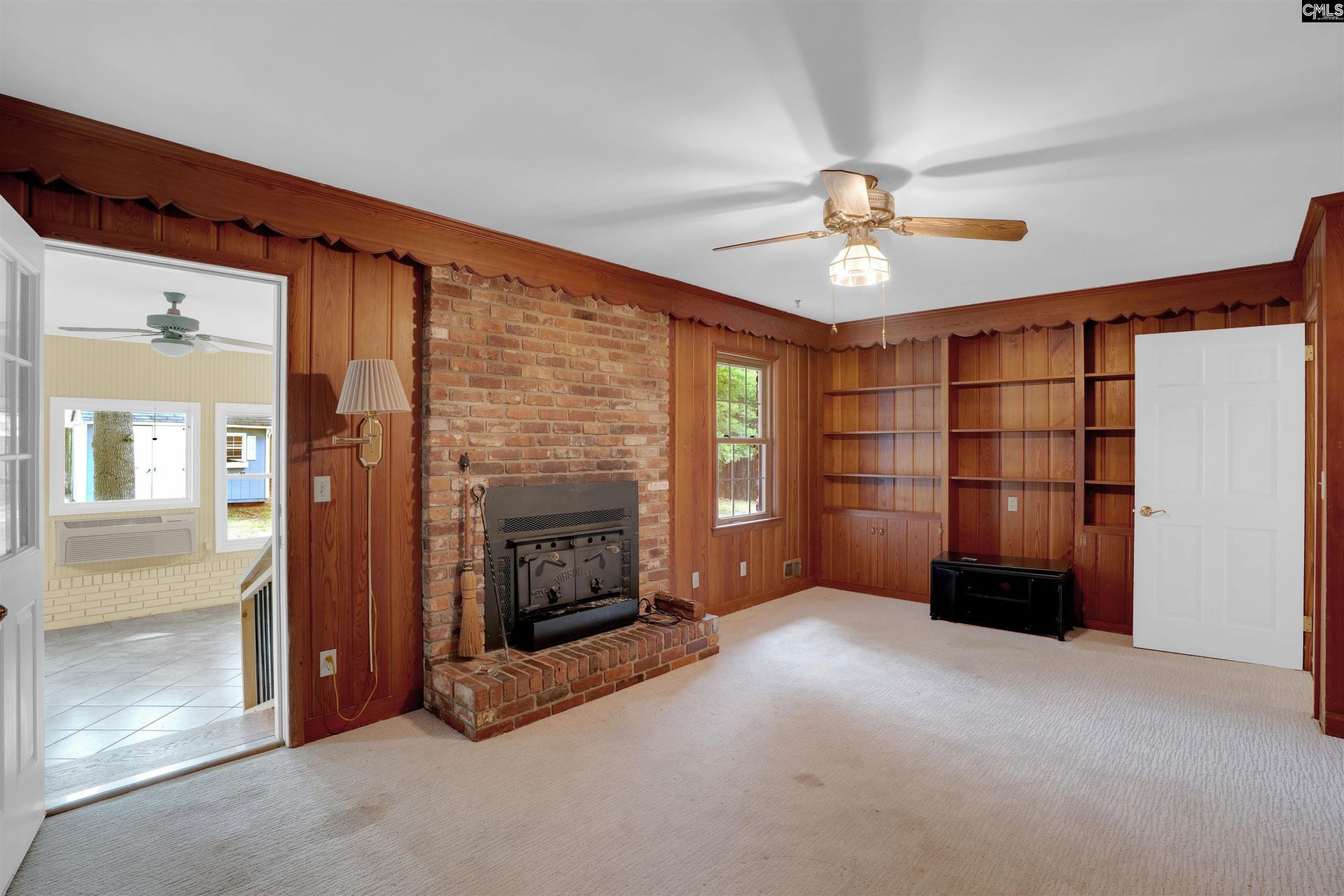 824 Fairwood Drive  Photo 12