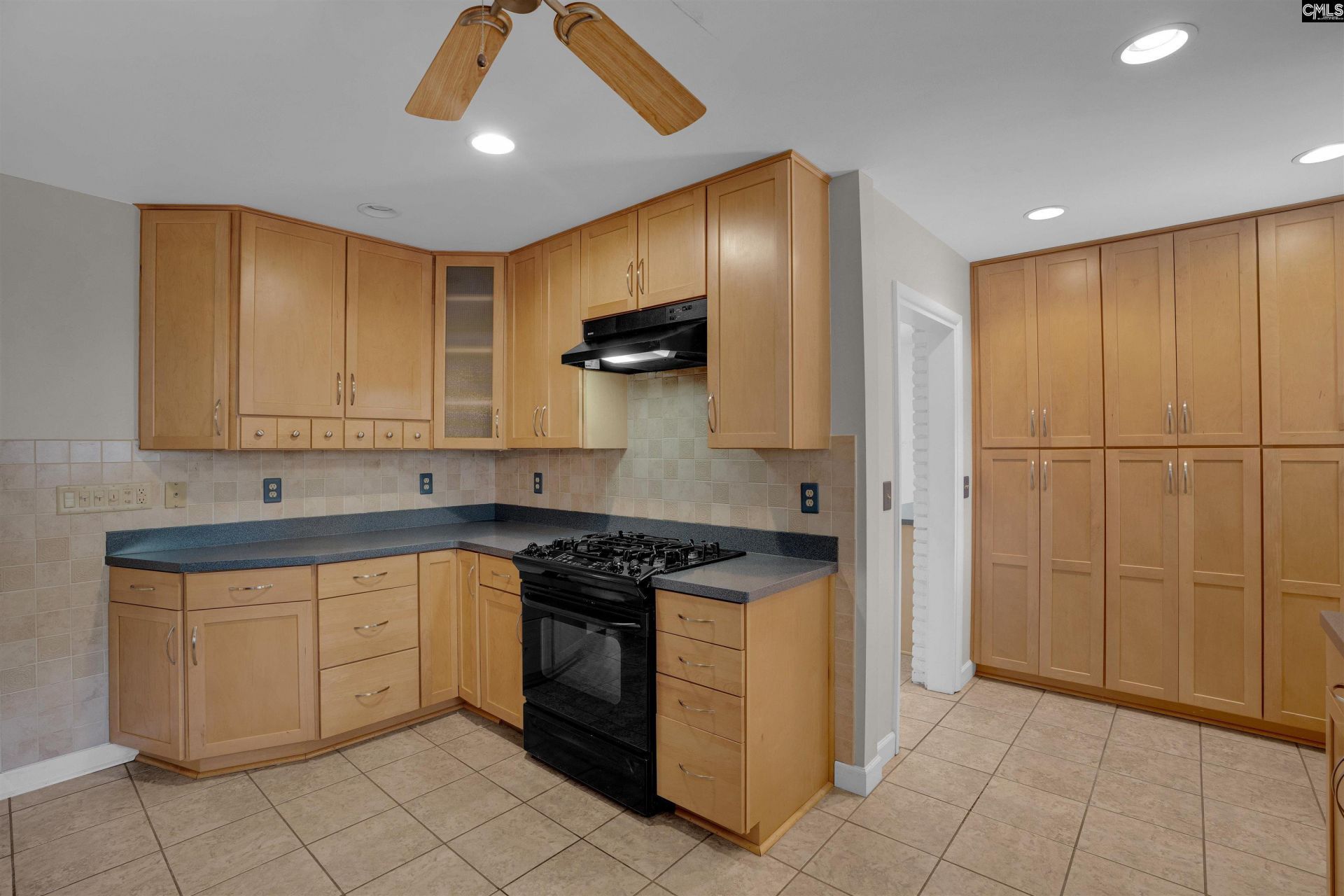 824 Fairwood Drive  Photo 22