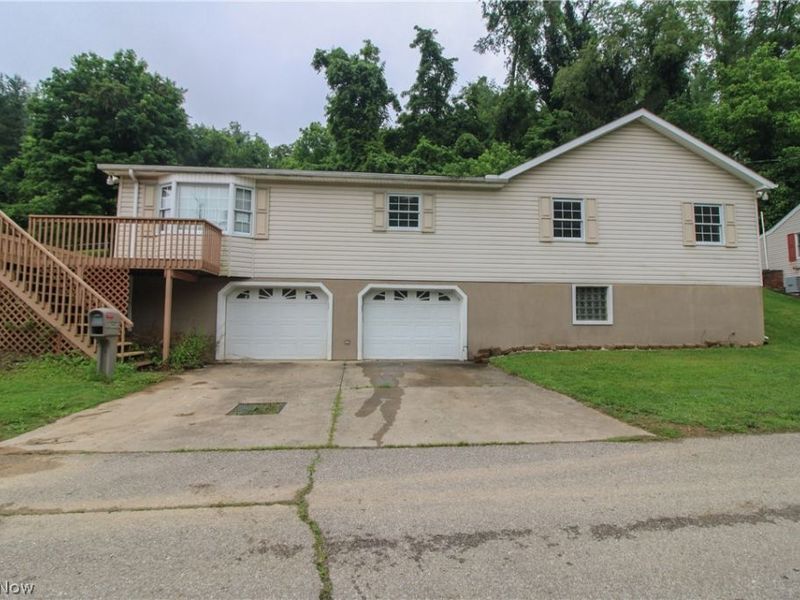 548 W 39th Street, Shadyside, OH 43947 Photo 1