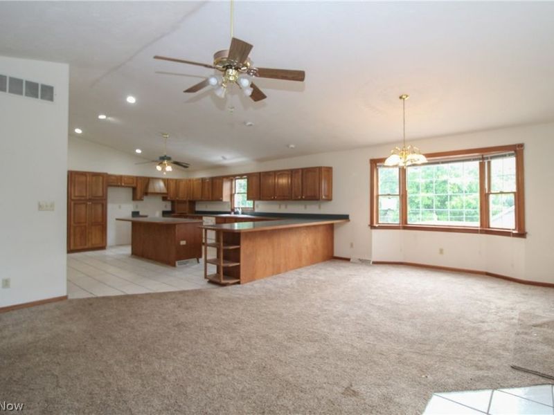 548 W 39th Street, Shadyside, OH 43947 Photo 2