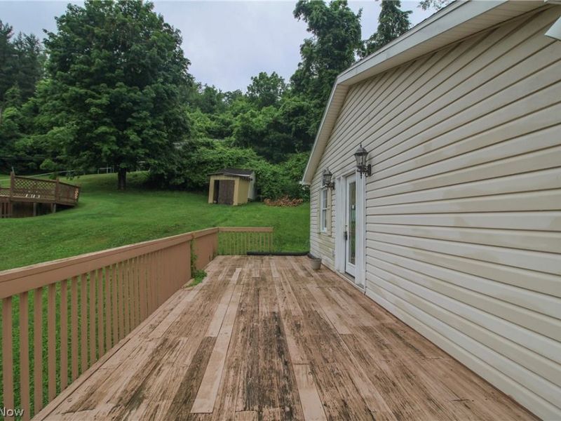 548 W 39th Street, Shadyside, OH 43947 Photo 23