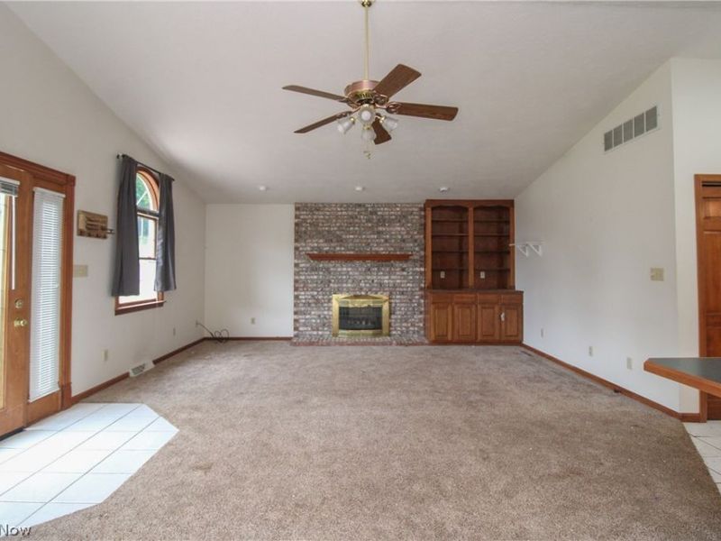548 W 39th Street, Shadyside, OH 43947 Photo 3