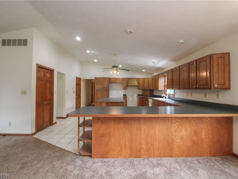 548 W 39th Street, Shadyside, OH 43947 Photo 4