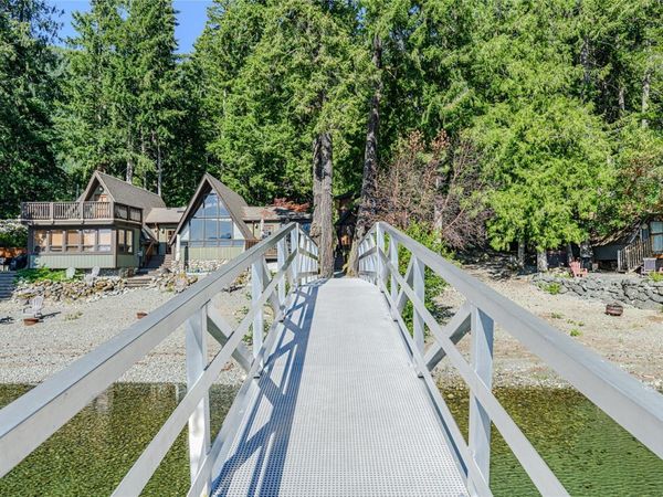 8360 Sa-Seen-Os Rd , Unit #3A, Youbou, BC V0R 3E1