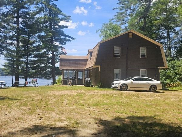 104 Prouty Ln, East Brookfield, MA 01515
