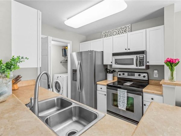 107 Oak Wind Drive, Unit #201, Advance, NC 27006