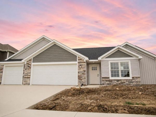 4849 Whittlebury Drive, Fort Wayne, IN 46818