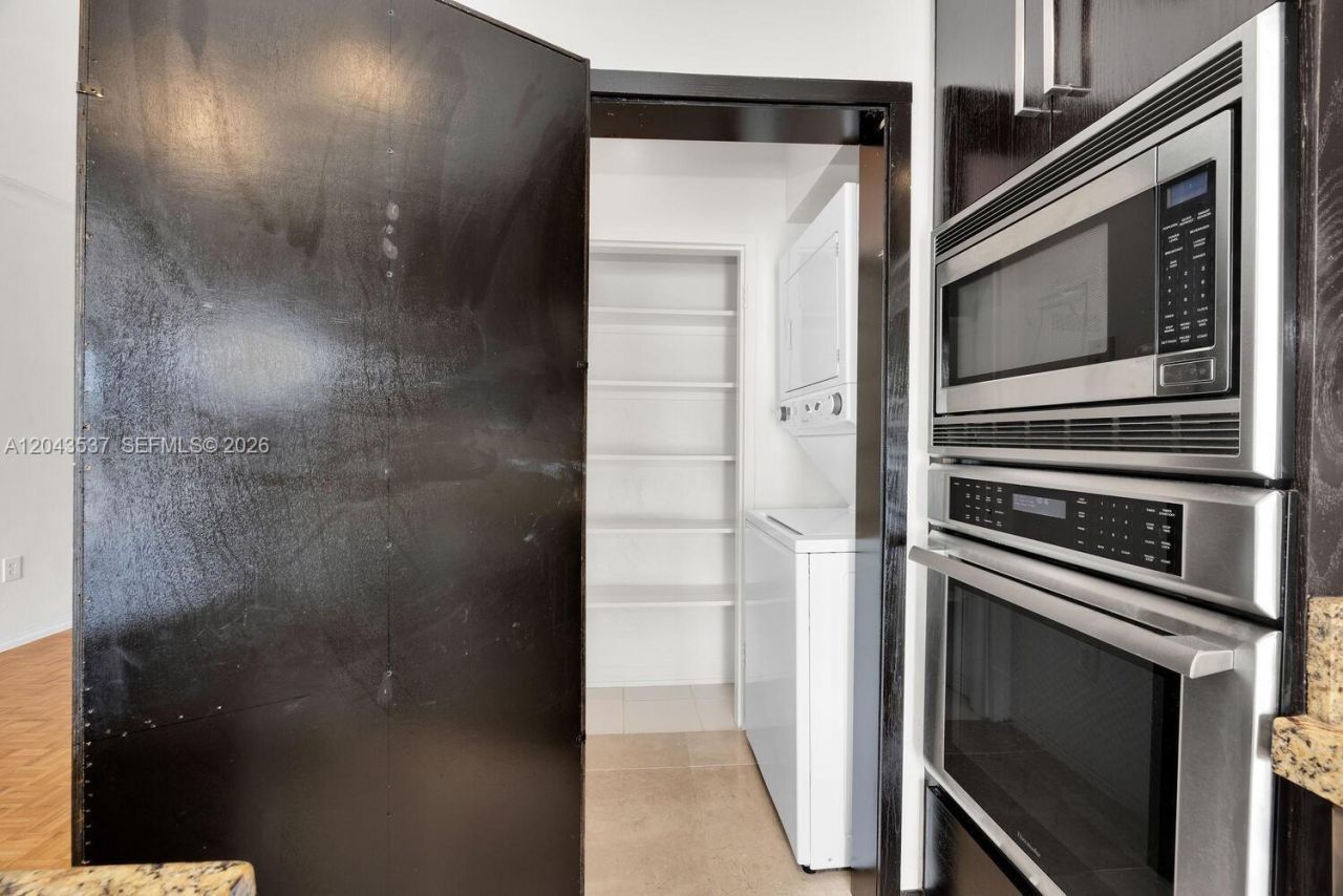940 Sevilla Ave , Unit 206, Coral Gables, FL 33134 Photo