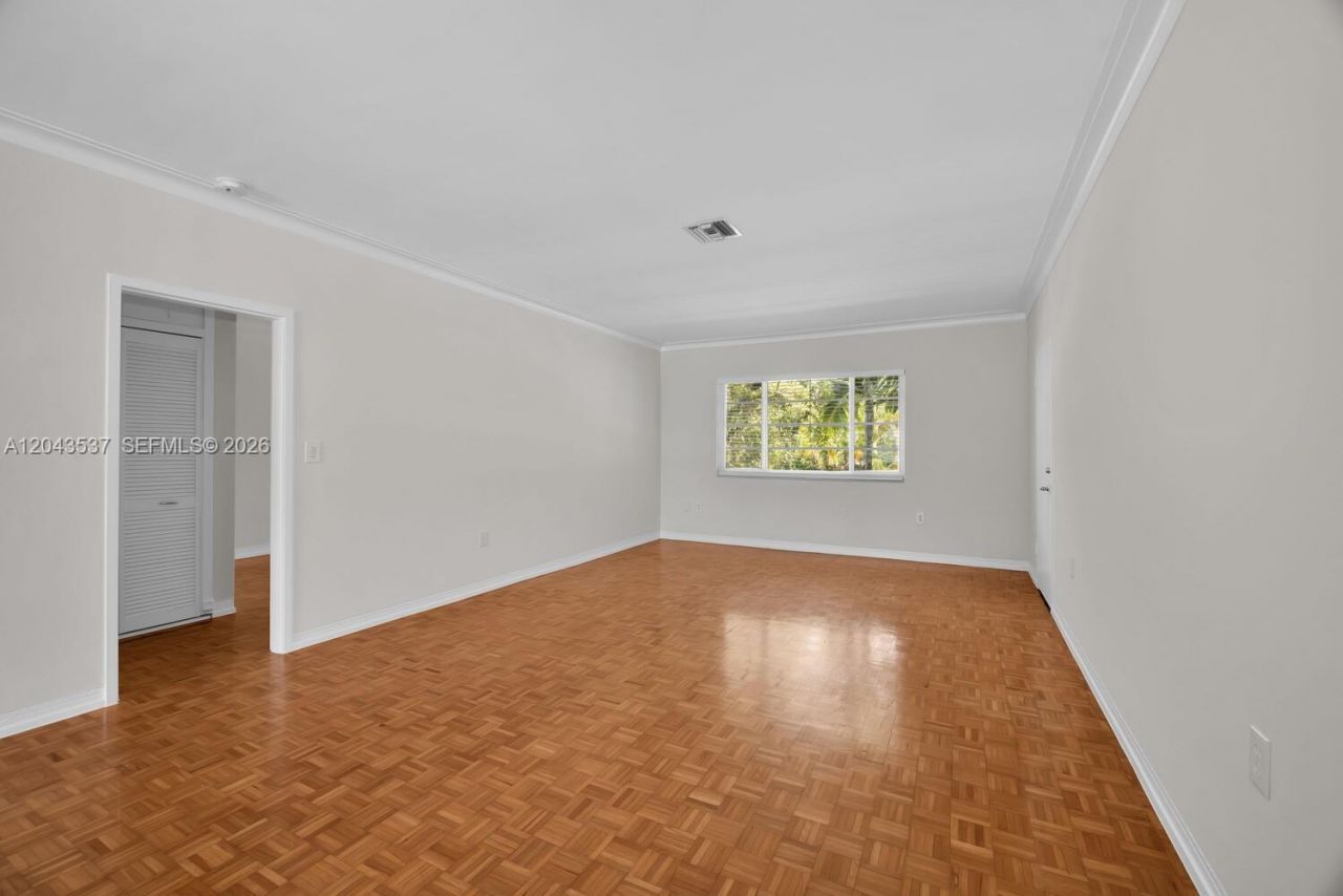 940 Sevilla Ave , Unit 206, Coral Gables, FL 33134 Photo