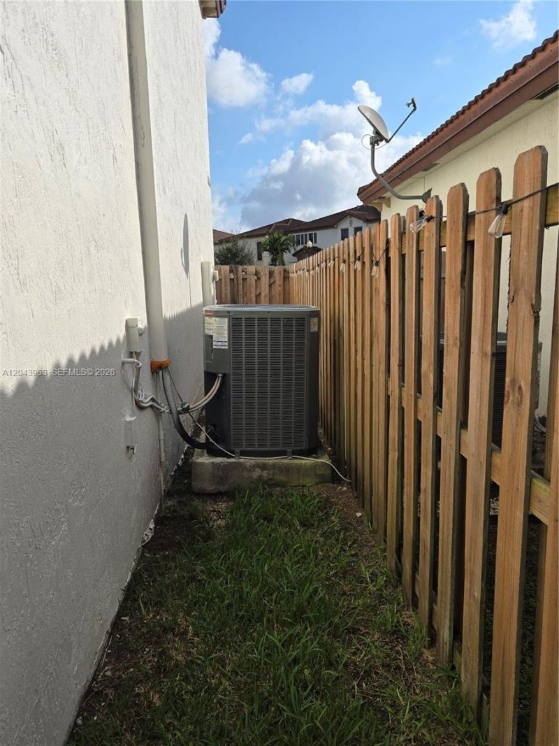 634 SE 37 Ave , Homestead, FL 33033 Photo