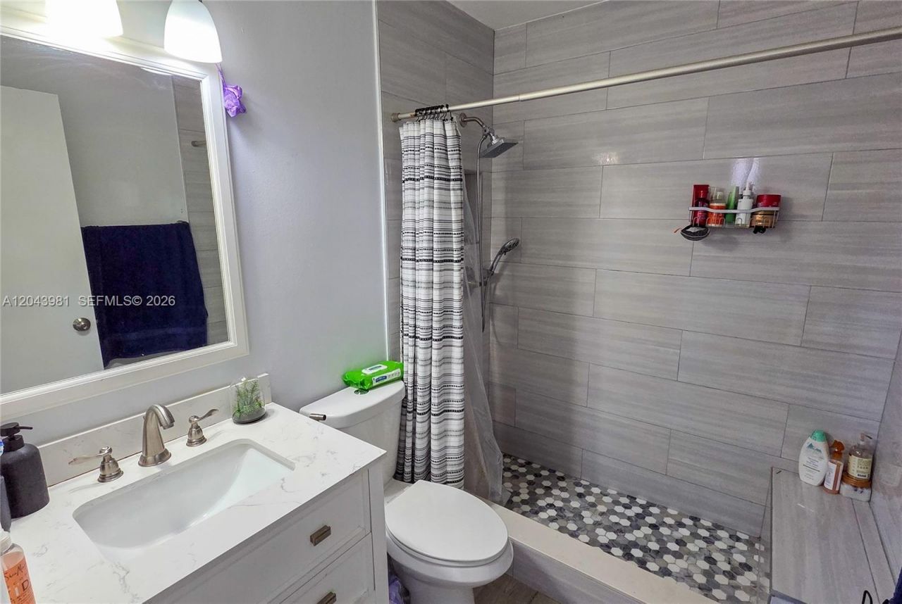 3377 NW 198th Ter , Miami Gardens, FL 33056 Photo