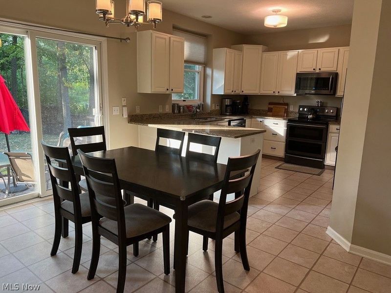2374 Glenwood Lane, Avon, OH 44011 Photo 13