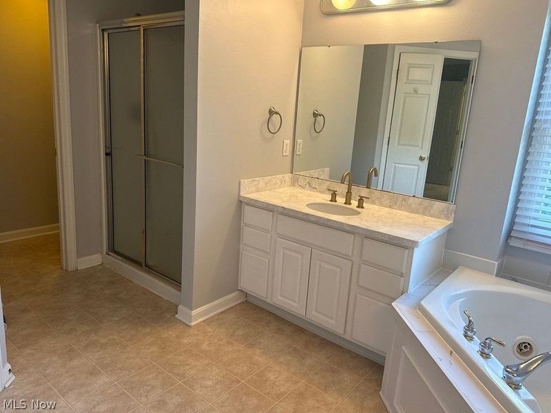 2374 Glenwood Lane, Avon, OH 44011 Photo 25