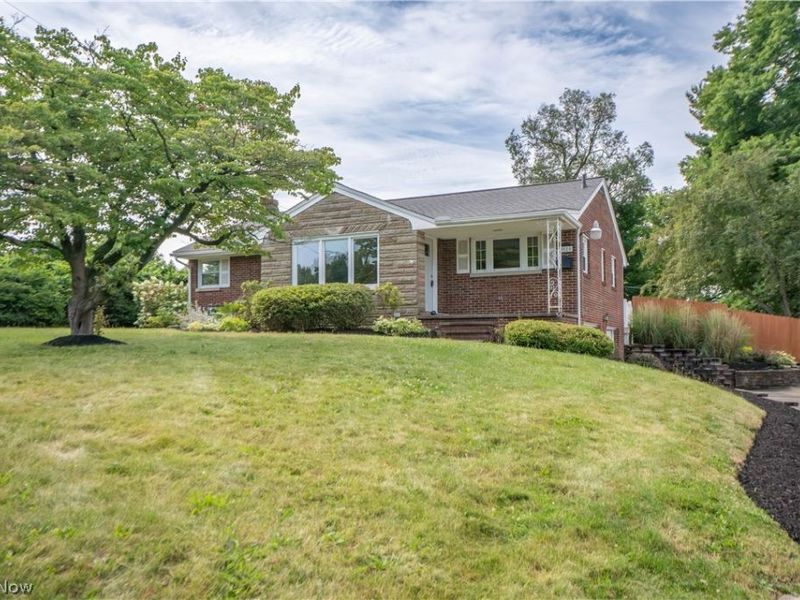 3920 Ashwood Street NW, Canton, OH 44708 Photo 1