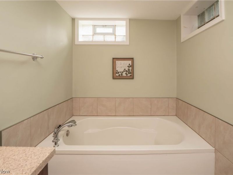 3920 Ashwood Street NW, Canton, OH 44708 Photo 30