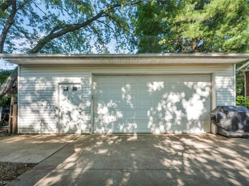 8375 Nowlen Street, Mentor, OH 44060 Photo 7