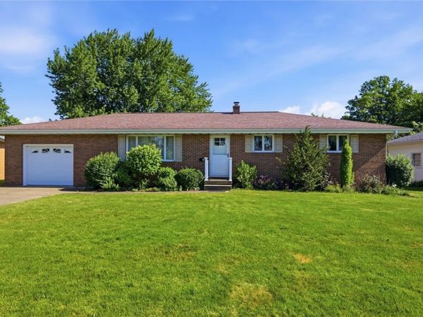 180 Koehler Dr, Sharpsville, PA 16150
