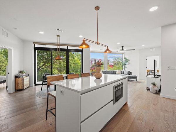 2209 S 1st ST, Unit 328, Austin, TX 78704