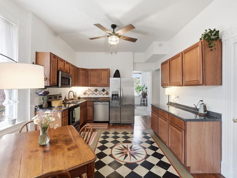 4113 Kirby Avenue, Cincinnati, OH 45223 Photo 8