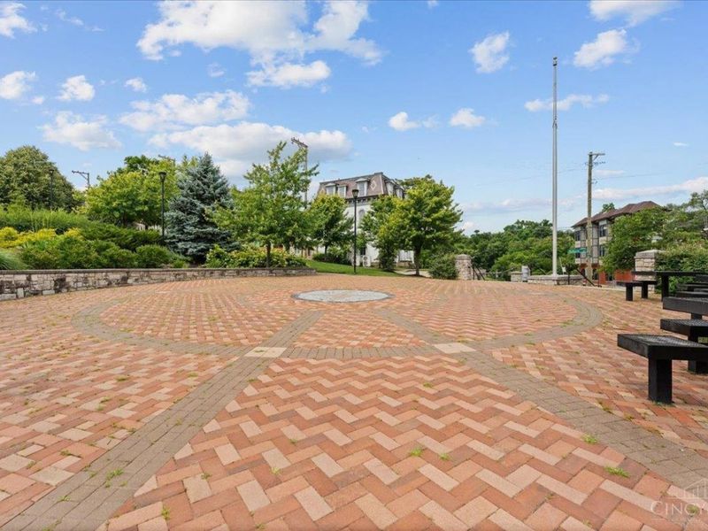 1931 Bigelow Street, Cincinnati, OH 45219 Photo 61