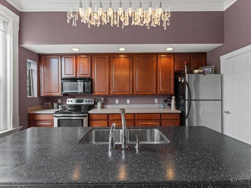 1931 Bigelow Street, Cincinnati, OH 45219 Photo 7
