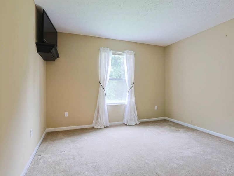 7307 Hunters Ridge Lane, Cincinnati, OH 45248 Photo 25