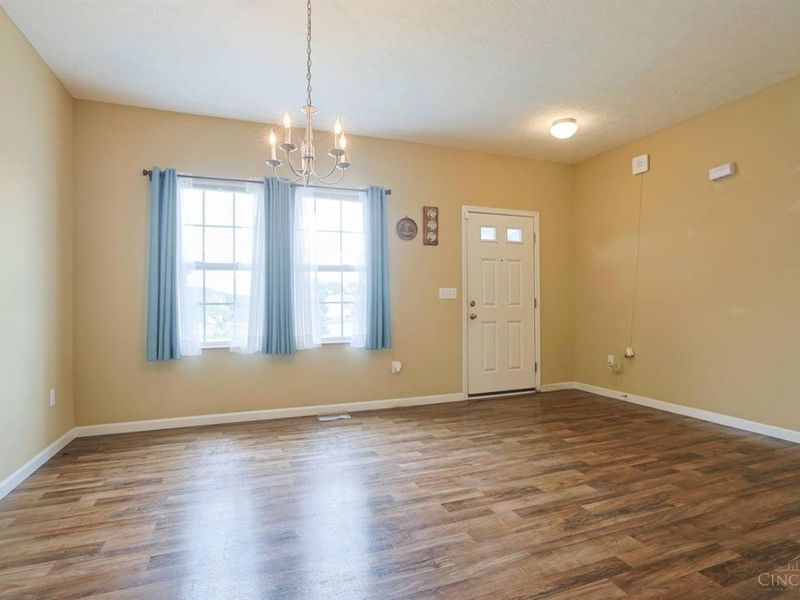 7307 Hunters Ridge Lane, Cincinnati, OH 45248 Photo 8