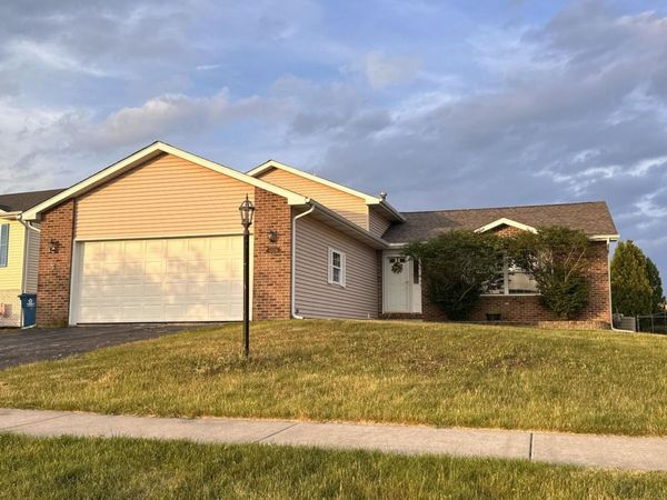 12379 Spencer Place , Crown Point, IN 46307