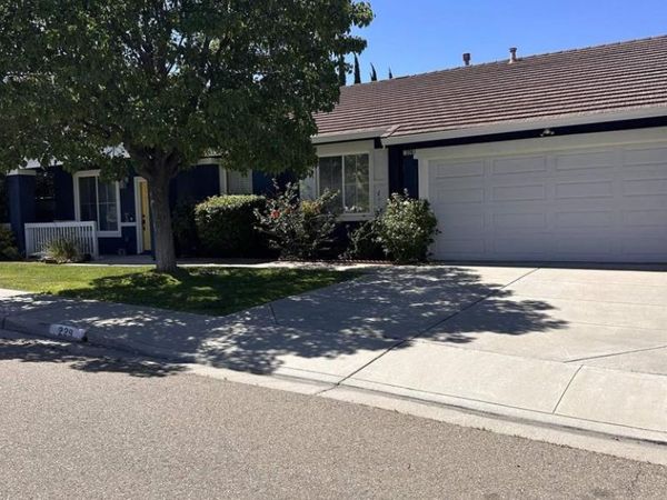 229 Millbrook Dr, Pittsburg, CA 94565