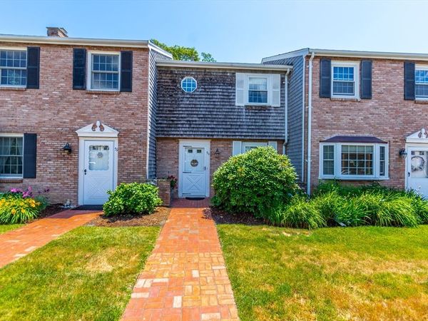 54 Captain Cook Ln, Unit 54, Barnstable, MA 02601