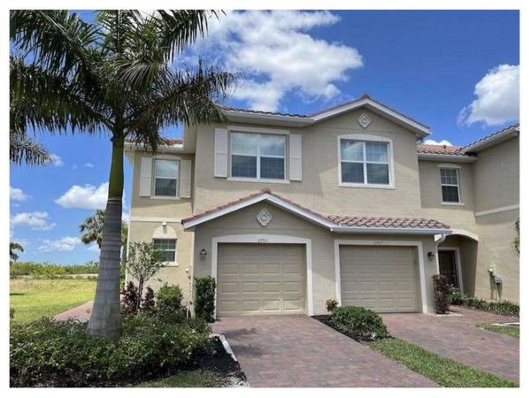 2763 Citrus Street, Naples, FL 34120