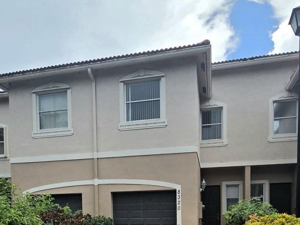 8320 Lagos De Campo Boulevard, Tamarac, FL 33321