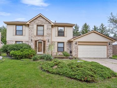 24982 Portsmouth Avenue, Novi, MI 48374