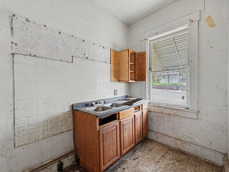 1212 W Pike Street, Covington, KY 41011 Photo 7