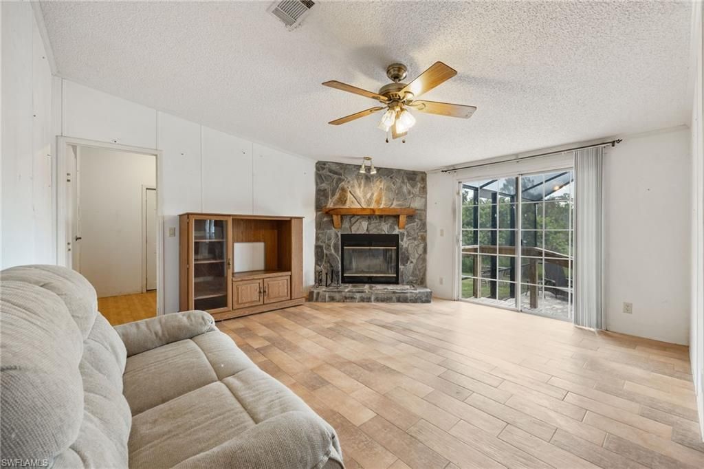 10550 Sharon Dr , North Fort Myers, FL 33917 Photo