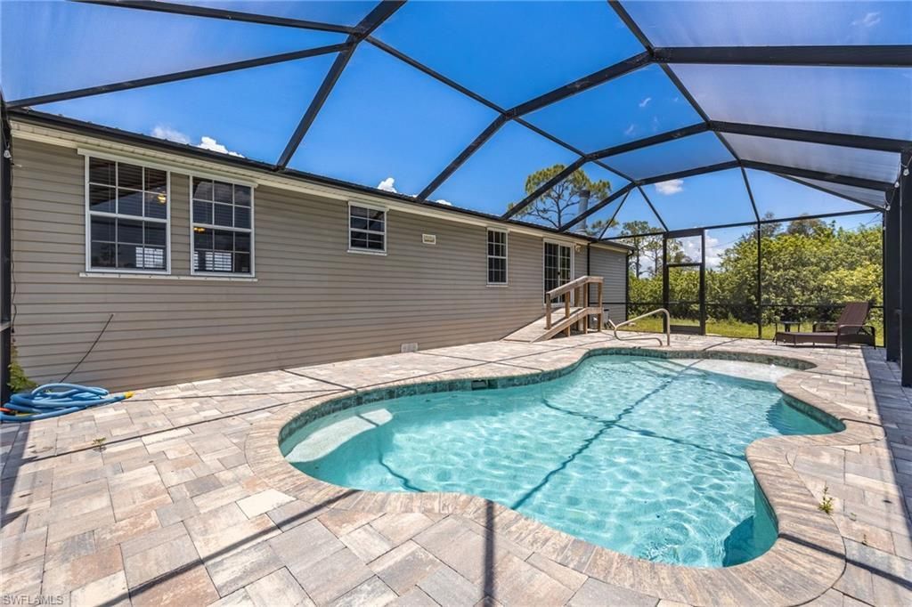 10550 Sharon Dr , North Fort Myers, FL 33917 Photo
