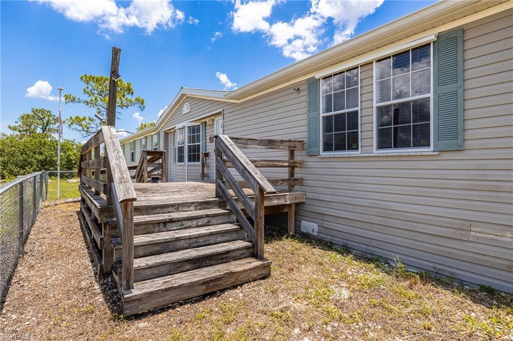 10550 Sharon Dr , North Fort Myers, FL 33917 Photo