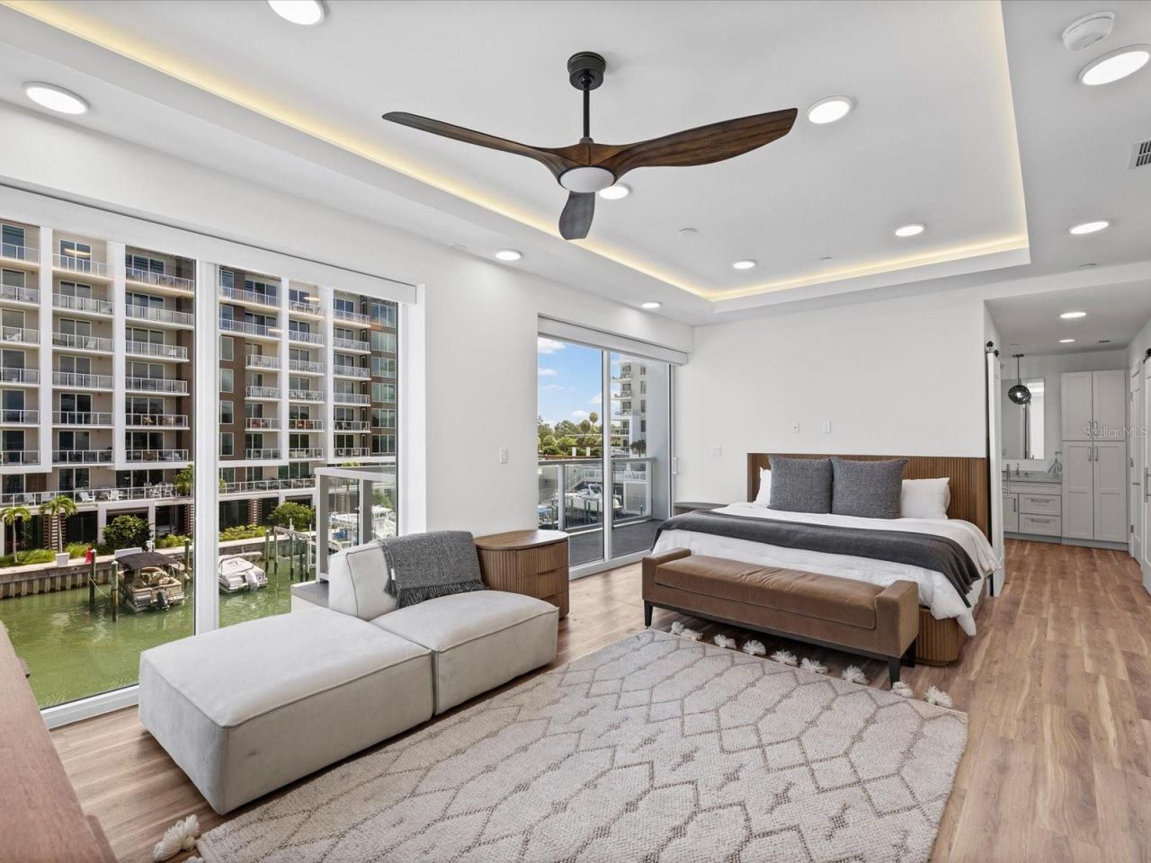 868 N Osceola Avenue, Clearwater, FL 33755 Photo