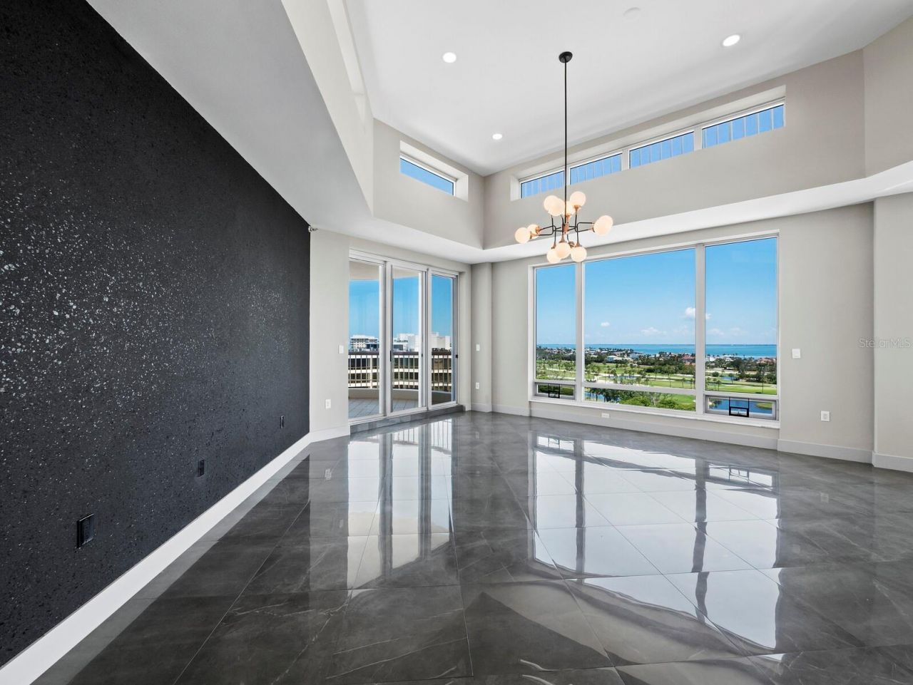 455 Longboat Club Road, Unit PH8, Longboat Key, FL 34228 Photo