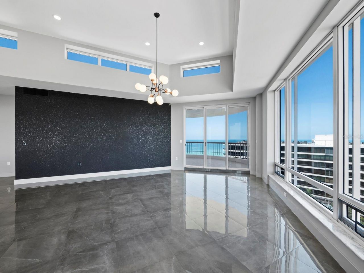 455 Longboat Club Road, Unit PH8, Longboat Key, FL 34228 Photo